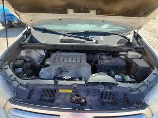 2011 Toyota Highlander SE