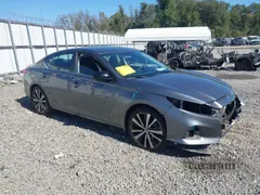 2020 Nissan Altima SR