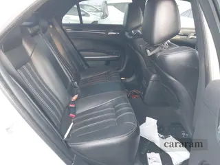 2018 Chrysler 300 S