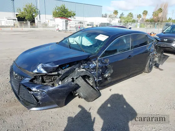 2019 Toyota Avalon XLE