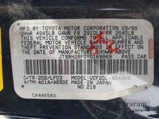 2000 Lexus LS 400