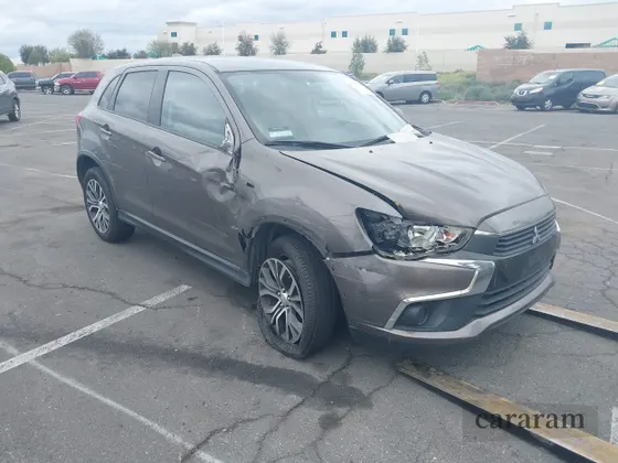 2017 Mitsubishi Outlander ES