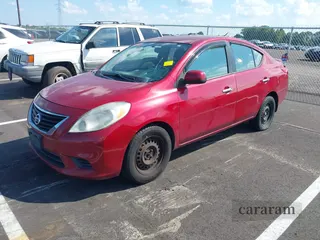 2013 Nissan Versa S Plus