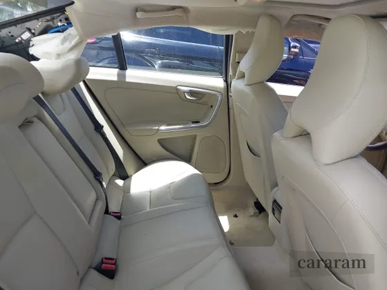2016 Volvo S60 T5 Drive-E Premier