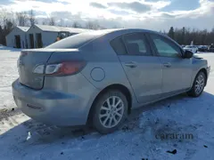 2013 Mazda 3 i Touring