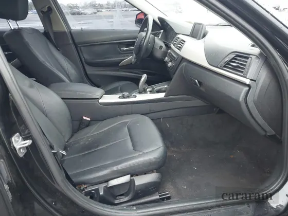 2014 BMW 3 Series 320i