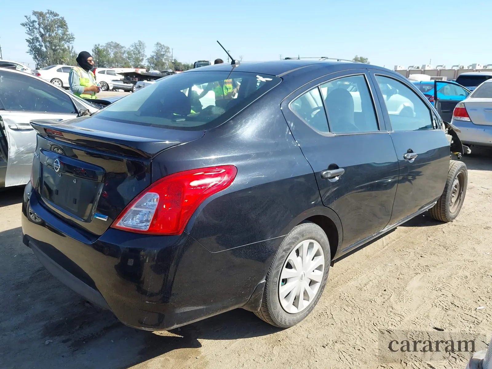 2015 Nissan Versa S Plus