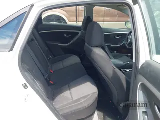 2013 Hyundai Elantra Blue Int