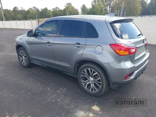 2019 Mitsubishi Outlander ES