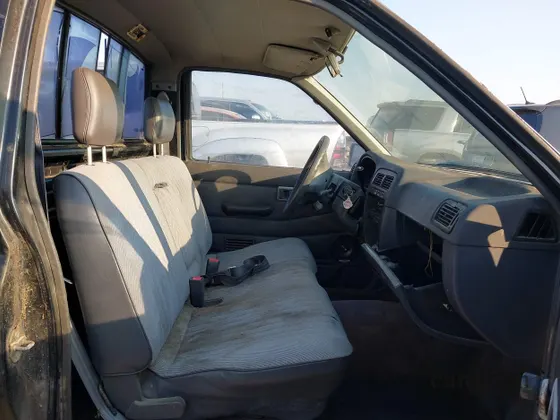1994 Nissan Frontier