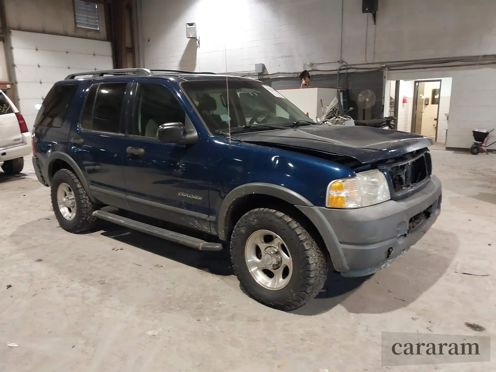 2004 Ford Explorer XLS