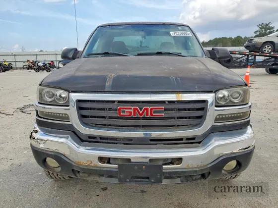 2004 GMC Sierra 2500HD SLE