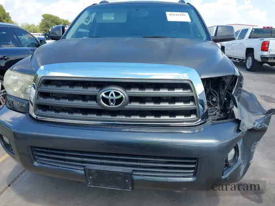 2011 Toyota Sequoia SR5