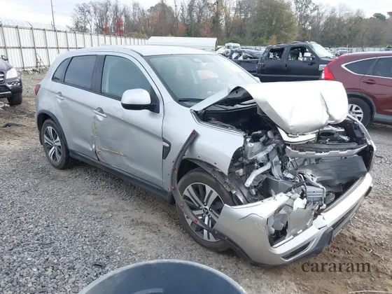 2023 Mitsubishi Outlander ES