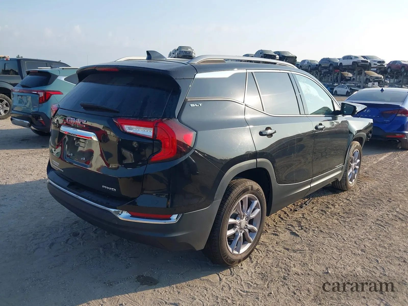 2023 GMC Terrain SLT