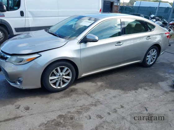 2013 Toyota Avalon XLE