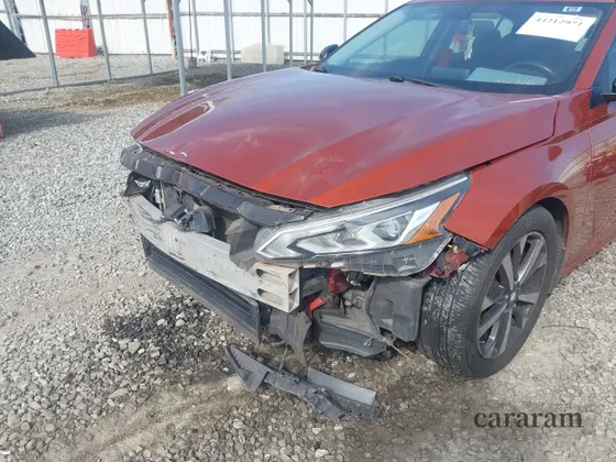 2019 Nissan Altima SR