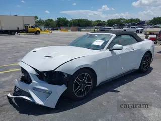 2022 Ford Mustang EcoBoost