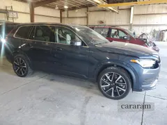 2022 Volvo XC90 Momentum