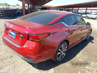 2022 Nissan Altima SR