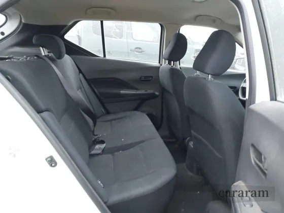 2023 Nissan Kicks S