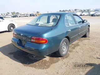 1993 Nissan Altima GLE