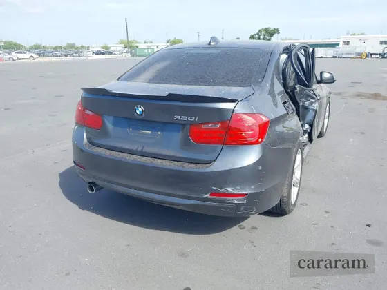 2015 BMW 3 Series 320i