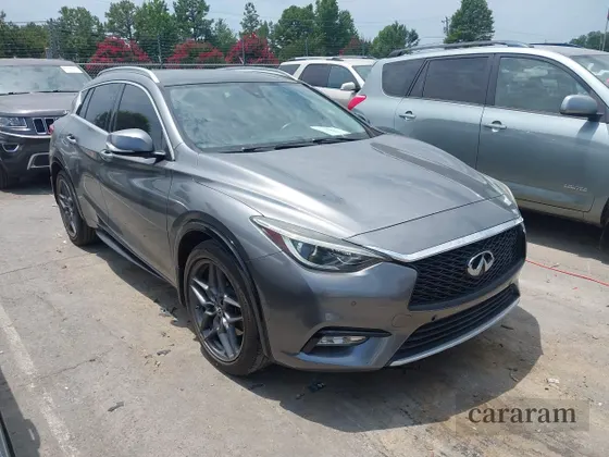 2017 Infiniti QX30 Luxury