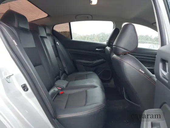 2022 Nissan Altima SR