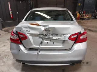 2016 Nissan Altima S
