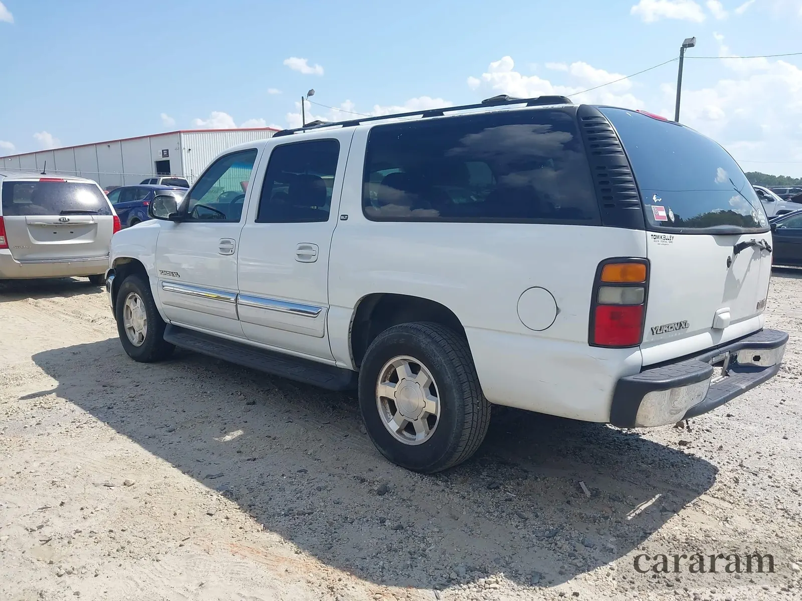 2004 GMC Yukon XL SLT