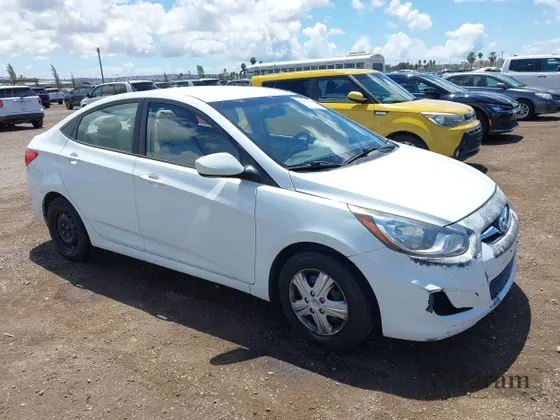 2013 Hyundai Accent GLS