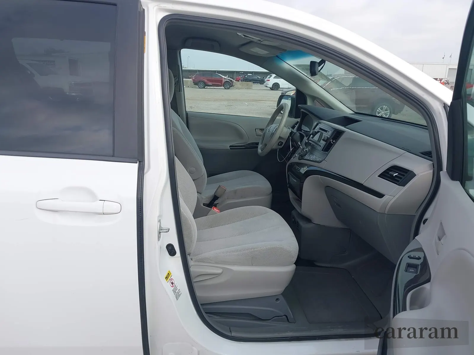 2013 Toyota Sienna LE