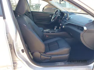 2020 Nissan Altima SR