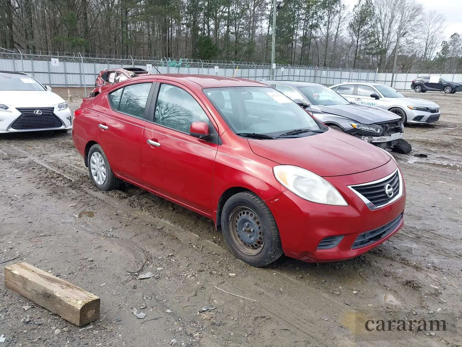 2013 Nissan Versa SV