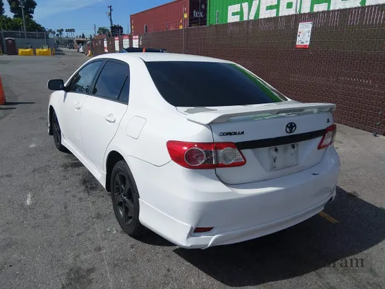2013 Toyota Corolla S