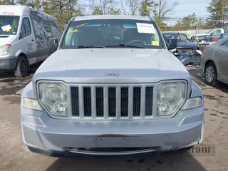 2009 Jeep Liberty Sport