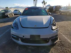 2019 Porsche Panamera