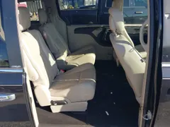 2013 Chrysler Town & Country Touring L