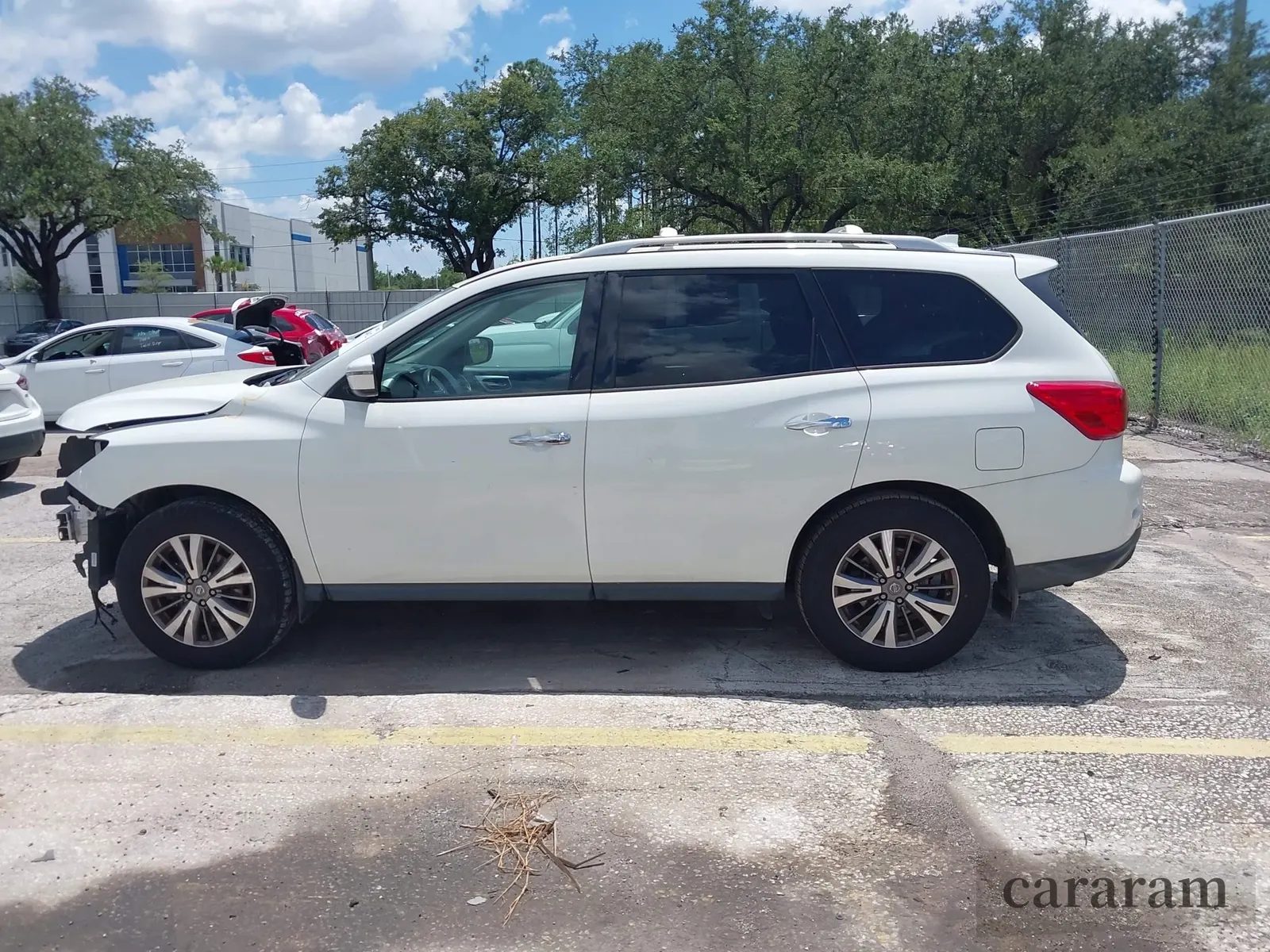 2019 Nissan Pathfinder SV