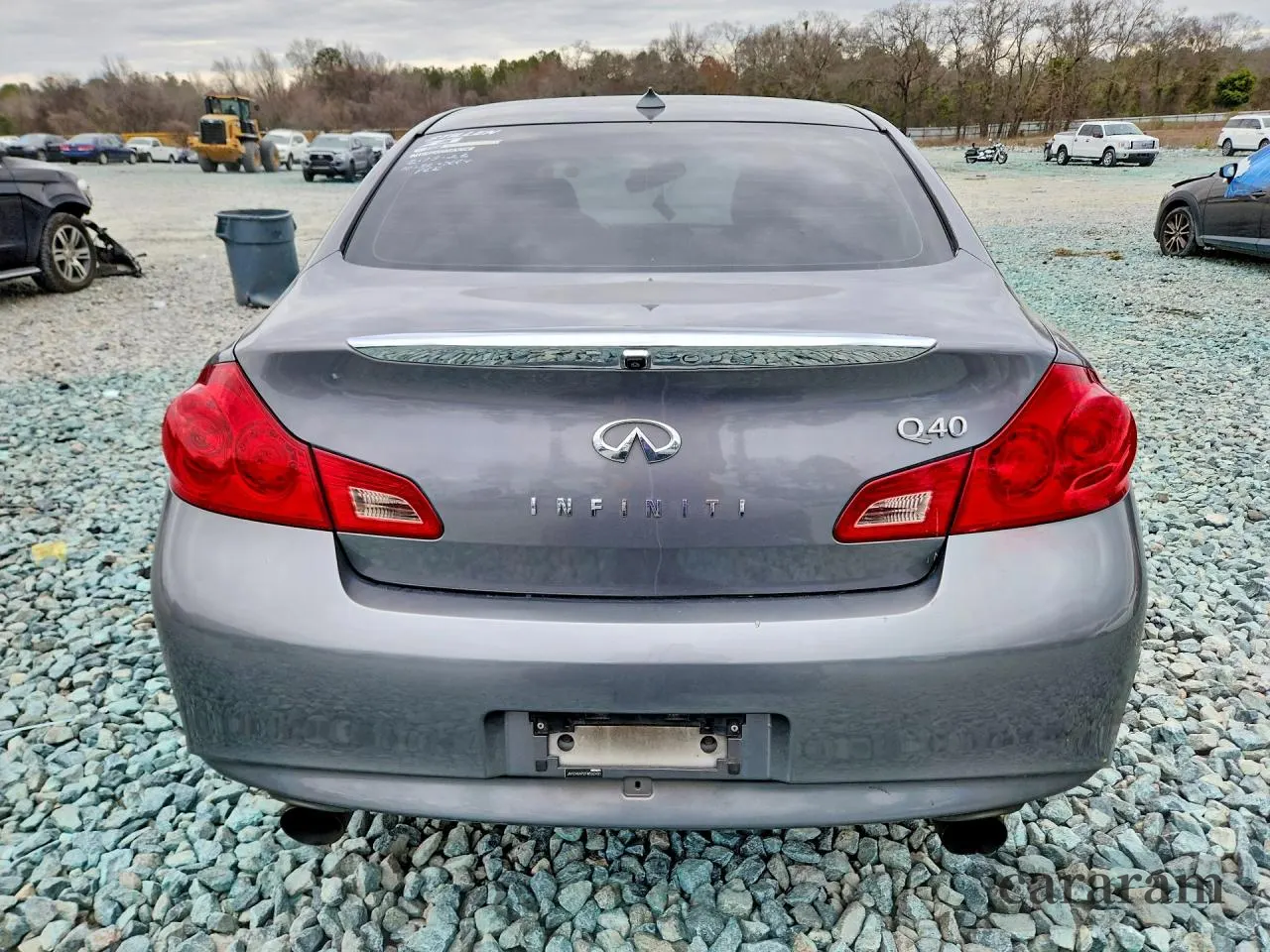 2015 Infiniti Q40