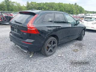 2024 Volvo XC60 Plus Dark Theme