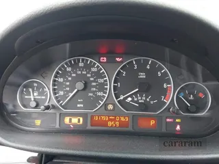 2002 BMW 3 Series 330xi