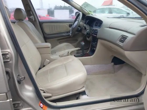 2000 Nissan Altima GXE