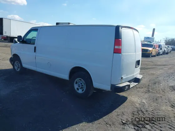 2009 GMC Savana Cargo