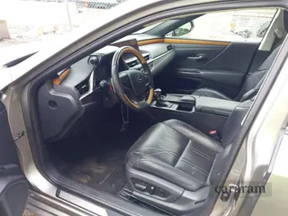 2019 Lexus ES 350