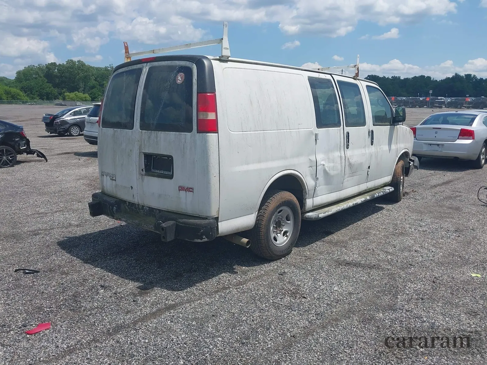 2014 GMC Savana Cargo
