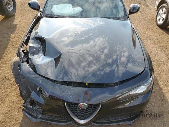 2017 Alfa Romeo Giulia Ti