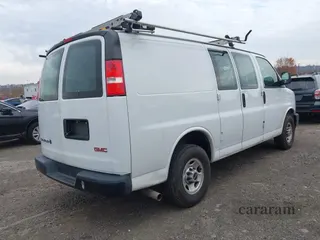 2018 GMC Savana Cargo