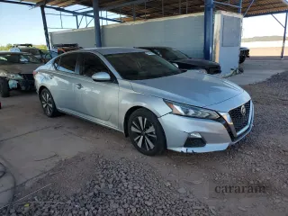 2021 Nissan Altima SV
